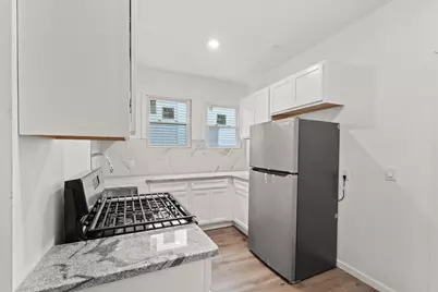 94 Stevens Ave #3L, Jersey City, NJ 07305 - Photo 4