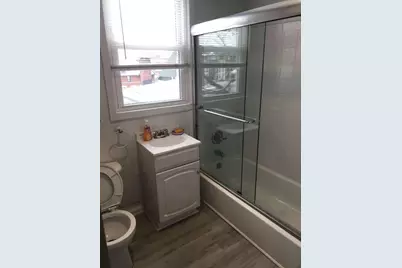 811 Montgomery St #3r, Jersey City, NJ 07306 - Photo 6