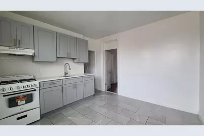 297 Griffith St #3, Jersey City, NJ 07307 - Photo 4