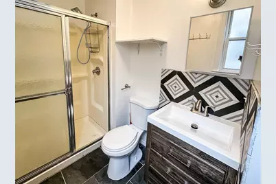 394 Woodlawn Ave #2, Jersey City, NJ 07305 - Photo 12