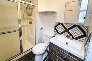 394 Woodlawn Ave, Jersey City, NJ 07305 - Photo 12