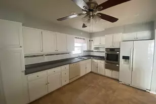 164 W 18th St, Bayonne, NJ 07002 - Photo 10