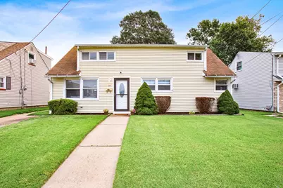 114 Daniel St, Carteret, NJ 07008 - Photo 2