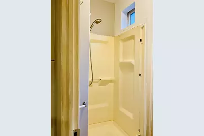 20 Wallis Ave #1, Jersey City, NJ 07306 - Photo 8