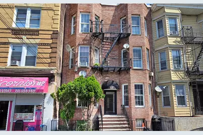 130 45th St #4, Union City, NJ 07087 - Photo 4