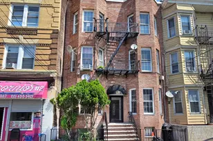 130 45th St, Union City, NJ 07087 - Photo 4