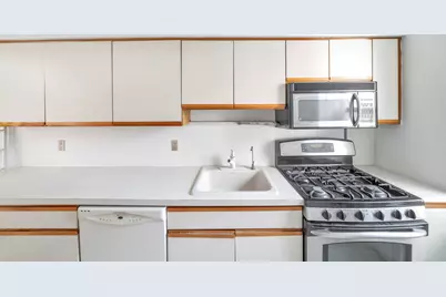 8450 Blvd East #4F, North Bergen, NJ 07047 - Photo 10