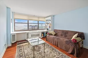 7002 Blvd E, Guttenberg, NJ 07093 - Photo 18