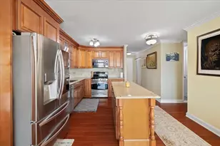 7002 Blvd E, Guttenberg, NJ 07093 - Photo 2
