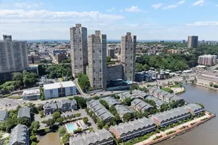 7002 Blvd E, Guttenberg, NJ 07093 - Photo 20