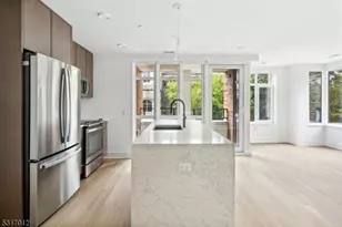 14 Lincoln Pl, Madison, NJ 07940 - Photo 1