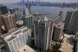 45 River Dr S, Jersey City, NJ 07310 - Photo 32