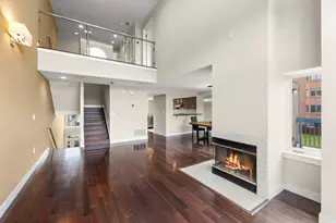 312 Franklin Ct, Edgewater, NJ 07020 - Photo 4