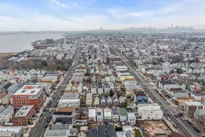 345 Avenue A #401, Bayonne, NJ 07002 - Photo 12