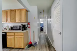 418 Ocean Ave, Jersey City, NJ 07305 - Photo 12