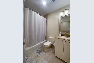 447 Pavonia Ave #3R, Jersey City, NJ 07306 - Photo 6