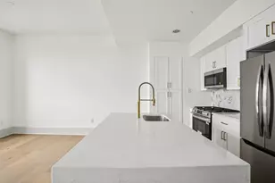 4 Beacon Way, Jersey City, NJ 07304 - Photo 4