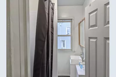 32 Storms Ave, Jersey City, NJ 07306 - Photo 6