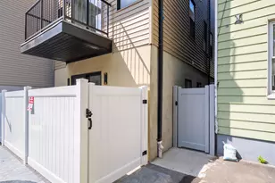 231 Clinton Ave, Jersey City, NJ 07304 - Photo 24