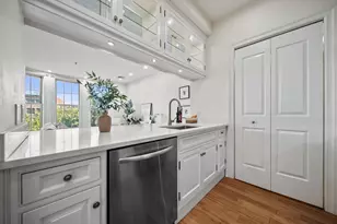 261 Grand St, Jersey City, NJ 07302 - Photo 8