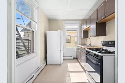 17 Linden St #2, Bayonne, NJ 07002 - Photo 8