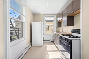 17 Linden St, Bayonne, NJ 07002 - Photo 8