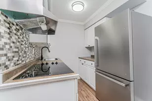 83 68th St, Guttenberg, NJ 07093 - Photo 6