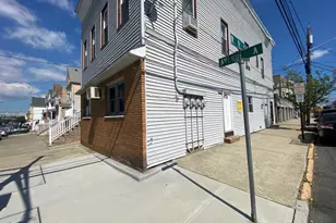 468 Avenue A, Bayonne, NJ 07002 - Photo 4