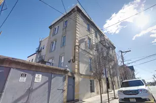 702 17th St, Union City, NJ 07087 - Photo 22