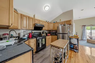 116 Bleecker St, Jersey City, NJ 07307 - Photo 12
