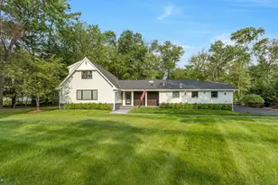 14 Rambling Brook, Saddle River, NJ 07458 - Photo 2