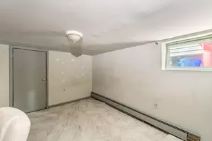 914 19th St, Union City, NJ 07087 - Photo 16