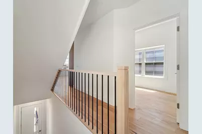 90 East 27th St #2, Bayonne, NJ 07002 - Photo 2