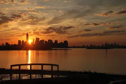 205 Shearwater Ct West #32, Jersey City, NJ 07305 - Photo 22