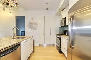 4 Beacon Way, Jersey City, NJ 07304 - Photo 2