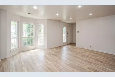 16 Cypress St, Jersey City, NJ 07305 - Photo 4