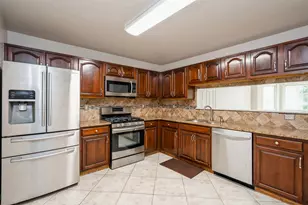 16 Cypress St, Jersey City, NJ 07305 - Photo 8