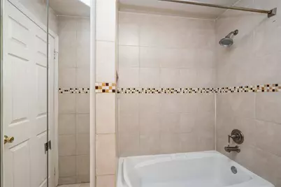 16 Cypress St, Jersey City, NJ 07305 - Photo 18