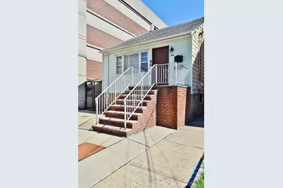 398 Avenue E, Bayonne, NJ 07002 - Photo 2