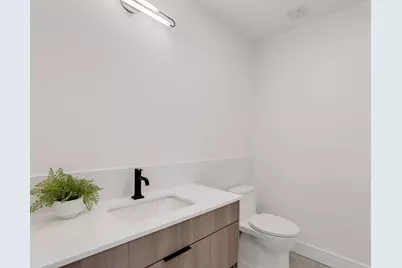 139 Christopher Columbus Dr #209, Jersey City, NJ 07302 - Photo 24