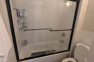 7000 Blvd E, Guttenberg, NJ 07093 - Photo 10