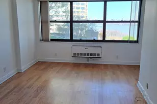 7000 Blvd E, Guttenberg, NJ 07093 - Photo 12