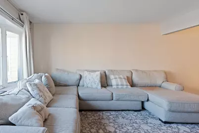 293 Avenue C, Bayonne, NJ 07002 - Photo 4