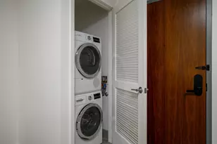 75 Park Ln S, Jersey City, NJ 07310 - Photo 16