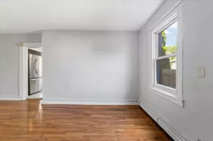 85 Hobart Ave, Bayonne, NJ 07002 - Photo 32