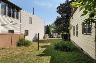 85 Hobart Ave, Bayonne, NJ 07002 - Photo 46