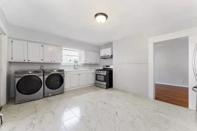 85 Hobart Ave, Bayonne, NJ 07002 - Photo 26