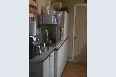 25 Morton Pl, Jersey City, NJ 07305 - Photo 8