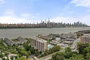 9E Cove Ln, North Bergen, NJ 07047 - Photo 2