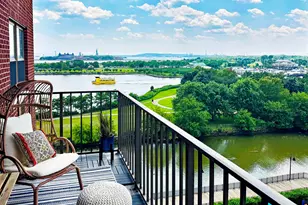 1 Greene St, Jersey City, NJ 07302 - Photo 2